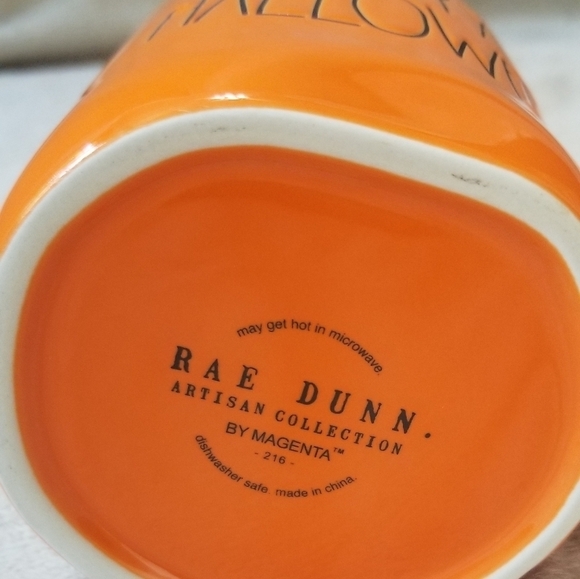 Rae Dunn Happy Halloween Seasonal Holiday Coffee Mug. Solid Orange. NWT. - Picture 4 of 4